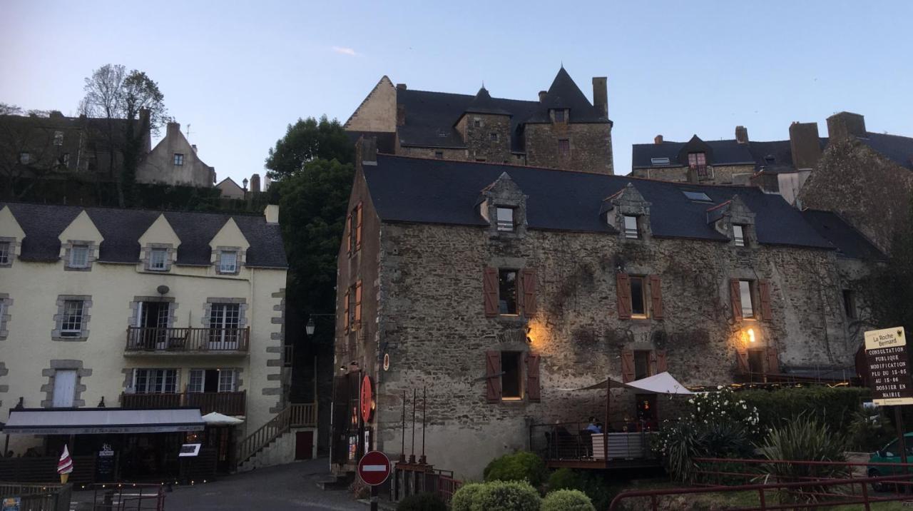 Aux Petits Bonheurs, Gites Culturel A La Roche Bernard Férel Kültér fotó